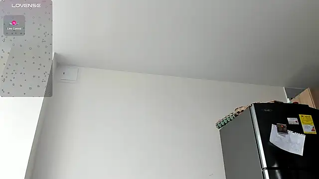 Snapshot of emmadiaz1 chatting on 12.12.24 emmadiaz1 online show from 12.12.24