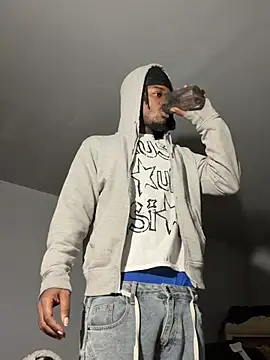 SluttyLyfe4L online show from 01.14.26