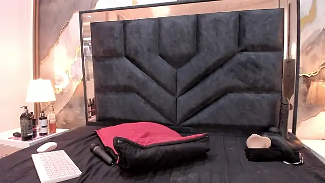 ElizabethRodriiguez online show from 04.29.26