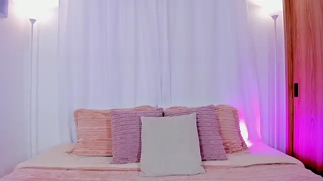 AishaPeyton online show from 05.02.26