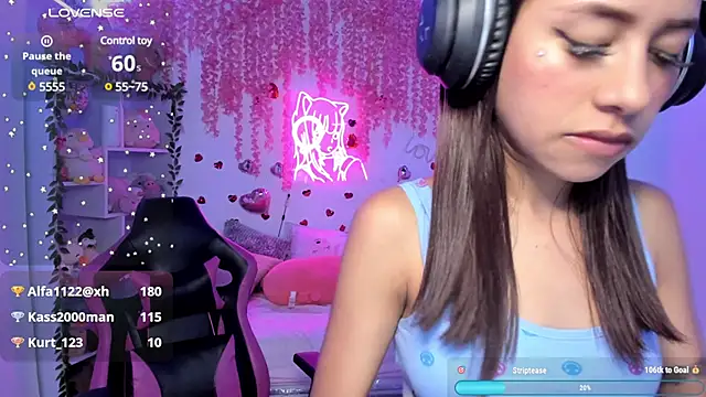 Snapshot of cat_kitty18_ chatting on 02.26.25 cat kitty18 online show from 02.26.25