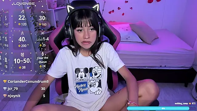 Snapshot of cat_kitty18_ chatting on 03.11.25 cat kitty18 online show from 03.11.25