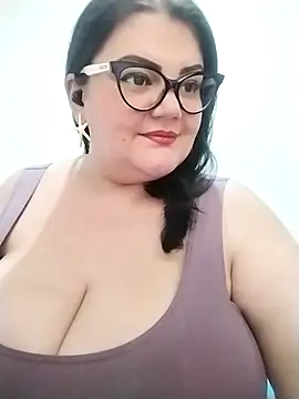 Snapshot of Madisonpalacio chatting on 02.09.26 Madisonpalacio online show from 02.09.26