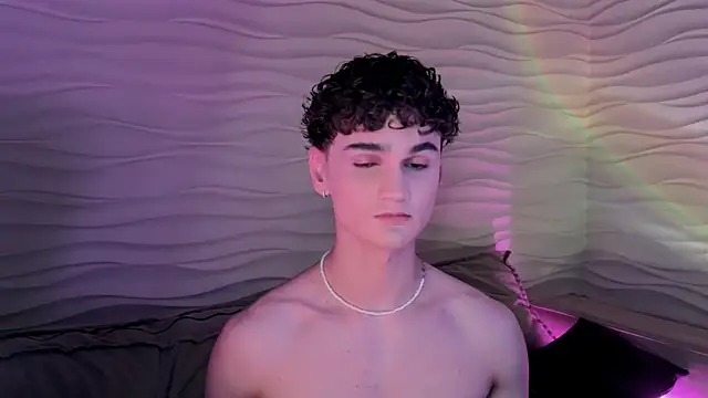 Snapshot of adam_21cm__ chatting on 01.25.25 adam 21cm online show from 01.25.25