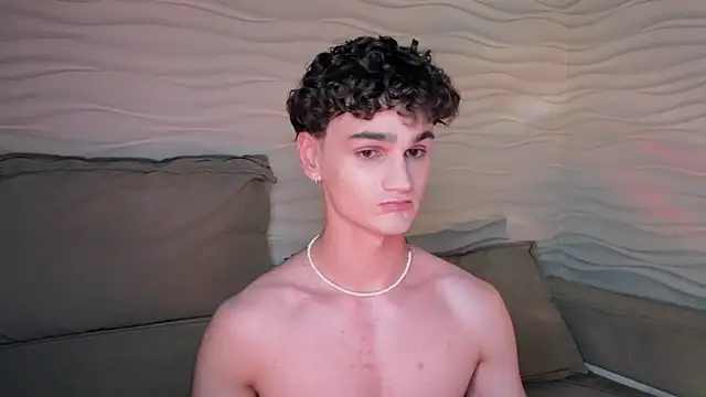 Snapshot of adam_21cm__ chatting on 01.26.25 adam 21cm online show from 01.26.25