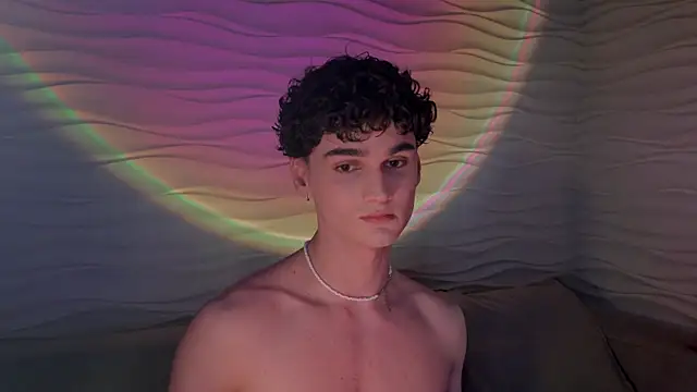 Snapshot of adam_21cm__ chatting on 02.23.25 adam 21cm online show from 02.23.25