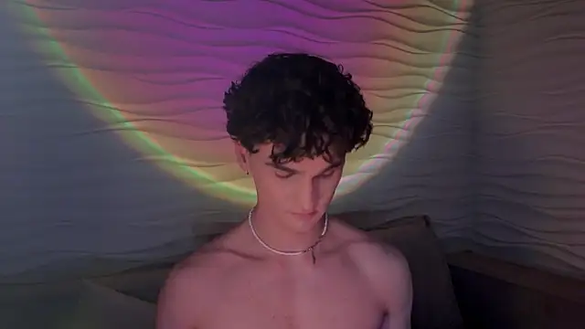 Snapshot of adam_21cm__ chatting on 02.23.25 adam 21cm online show from 02.23.25