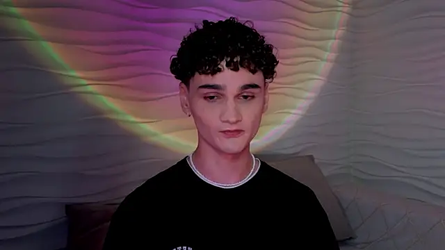 Snapshot of adam_21cm__ chatting on 03.07.25 adam 21cm online show from 03.07.25