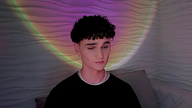 Snapshot of adam_21cm__ chatting on 03.07.25 adam 21cm online show from 03.07.25