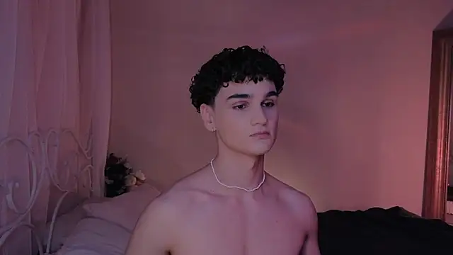 Snapshot of adam_21cm__ chatting on 03.19.25 adam 21cm online show from 03.19.25