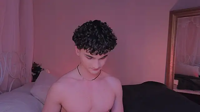 Snapshot of adam_21cm__ chatting on 03.19.25 adam 21cm online show from 03.19.25