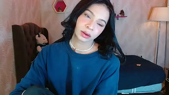 Snapshot of andy_bell_x chatting on 09.27.25 andy bell x online show from 09.27.25