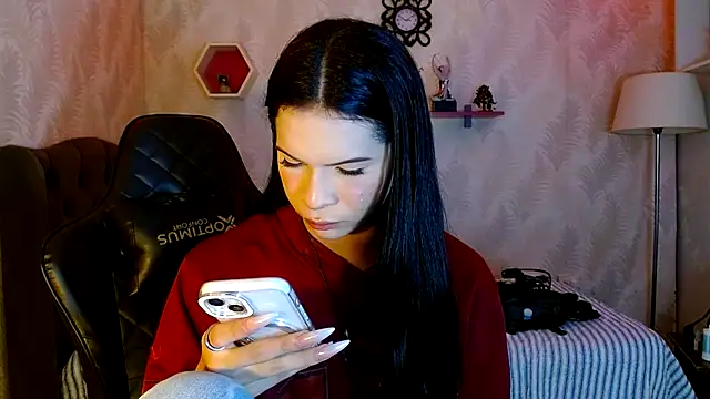 Snapshot of andy_bell_x chatting on 10.27.25 andy bell x online show from 10.27.25