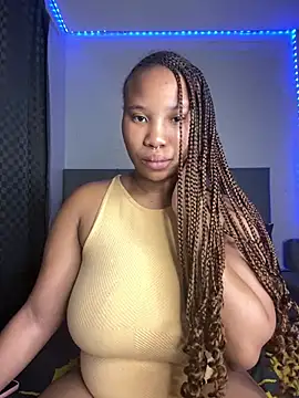 Snapshot of DrippinCaramelCutie chatting on 02.22.26 DrippinCaramelCutie online show from 02.22.26