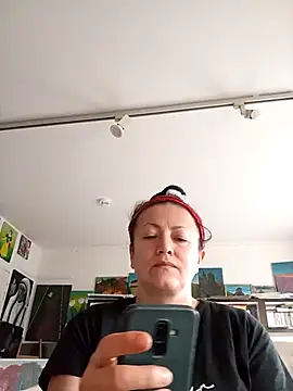 MariaAnaSunshine online show from 09.18.25