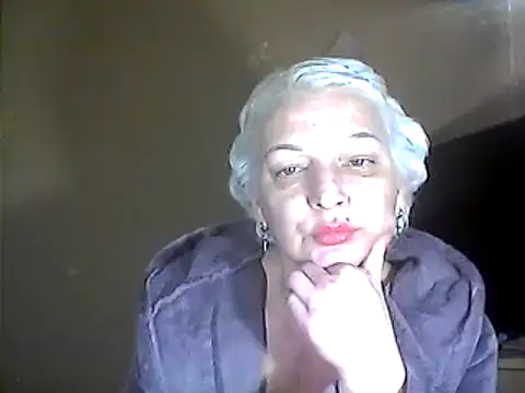 Snapshot of MaryJane441 chatting on 02.04.25 MaryJane441 online show from 02.04.25