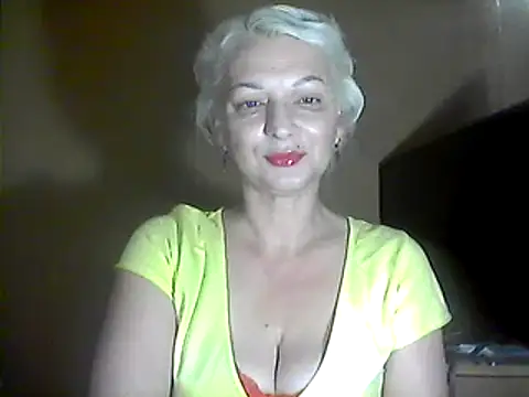 Snapshot of MaryJane441 chatting on 02.15.25 MaryJane441 online show from 02.15.25