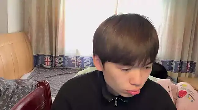 Snapshot of xiaottt1918 chatting on 01.07.25 xiaottt1918 online show from 01.07.25