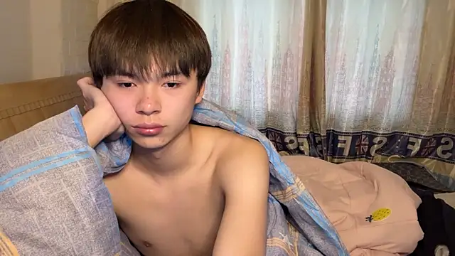 Snapshot of xiaottt1918 chatting on 01.11.25 xiaottt1918 online show from 01.11.25