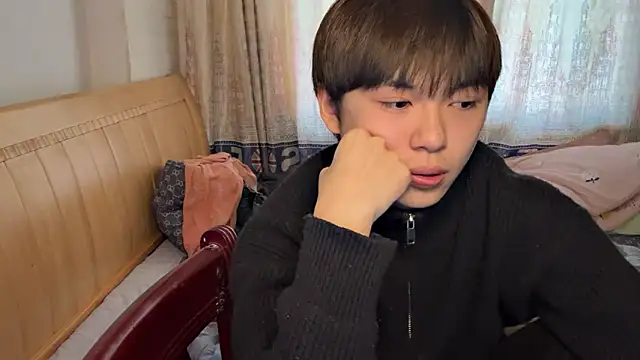 Snapshot of xiaottt1918 chatting on 01.15.25 xiaottt1918 online show from 01.15.25