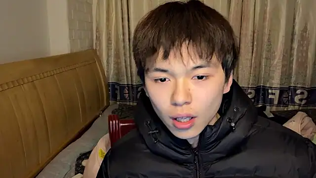 Snapshot of xiaottt1918 chatting on 01.25.25 xiaottt1918 online show from 01.25.25