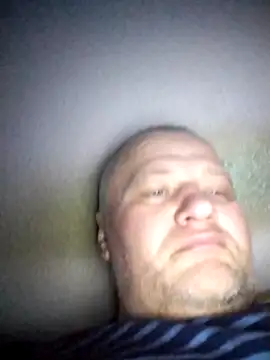 Snapshot of nudistu021 chatting on 11.29.25 nudistu021 online show from 11.29.25