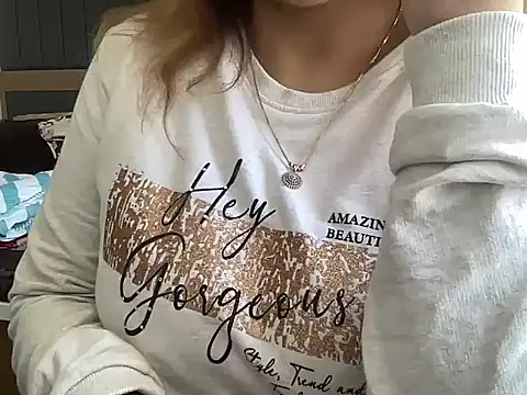 Snapshot of sassypooja chatting on 12.28.24 sassypooja online show from 12.28.24