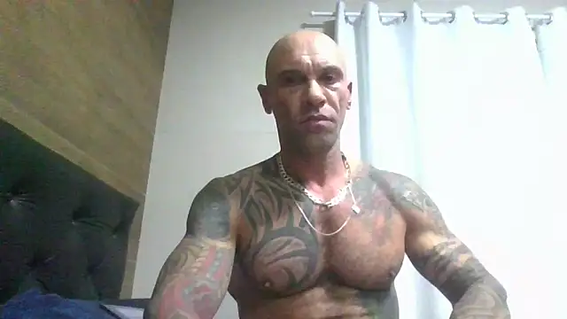 Arc8njoblack online show from 05.12.26