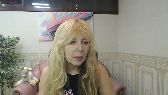 Anna Diax online show from 03.06.25