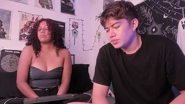 hothoneychile online show from 10.23.25