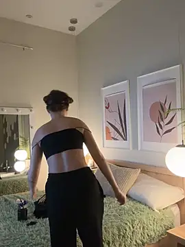 AshleyDouglas online show from 03.09.25