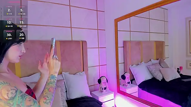 Kittenmeuw online show from 02.22.25