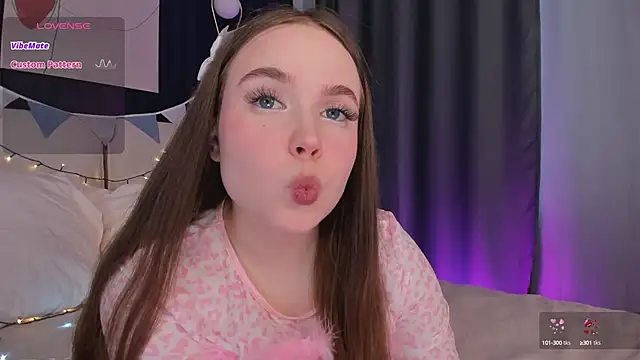 SunnyRisha online show from 03.11.25