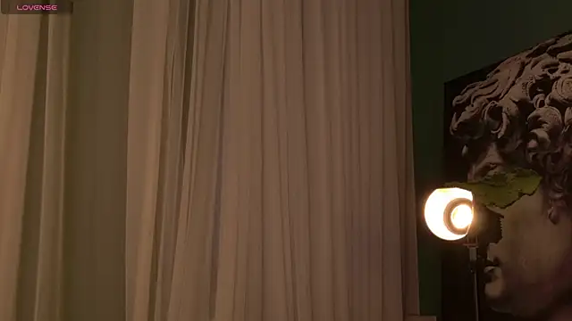 SunnyRisha online show from 11.16.25