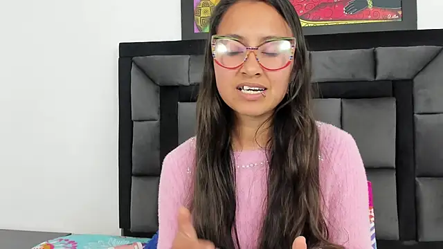 tatiana valencia online show from 12.28.24