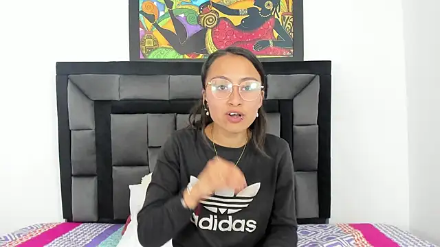 tatiana valencia online show from 03.19.25