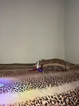 xMirana  online show from 01.06.26