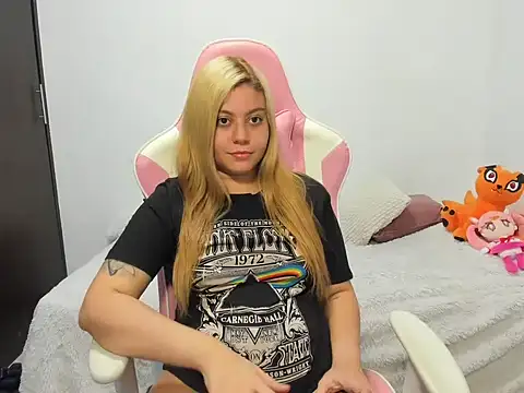 saori 9b online show from 01.11.25