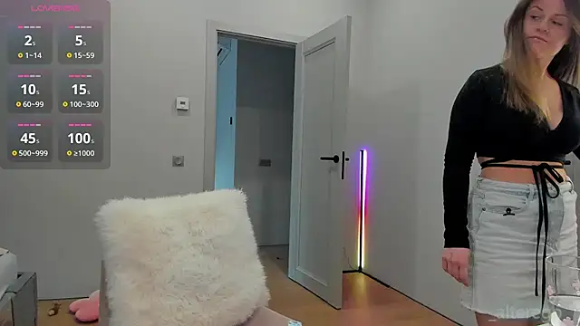 Snapshot of _cometoseeme_ chatting on 03.13.26 cometoseeme online show from 03.13.26