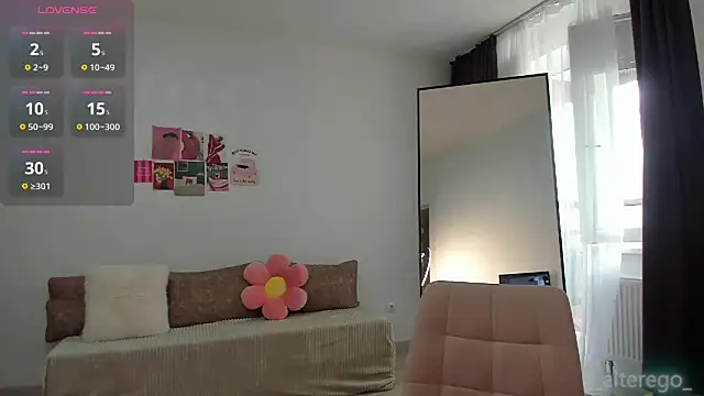  cometoseeme  online show from 08.08.26