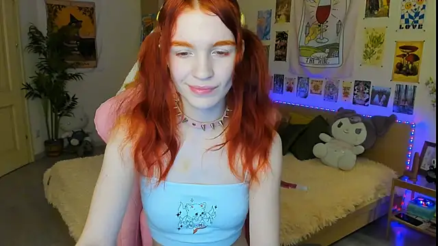 Snapshot of Sunny_Elly chatting on 01.12.25 Sunny Elly online show from 01.12.25