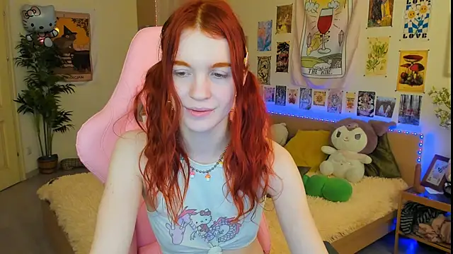 Snapshot of Sunny_Elly chatting on 02.04.25 Sunny Elly online show from 02.04.25