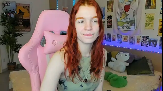 Snapshot of Sunny_Elly chatting on 02.09.25 Sunny Elly online show from 02.09.25