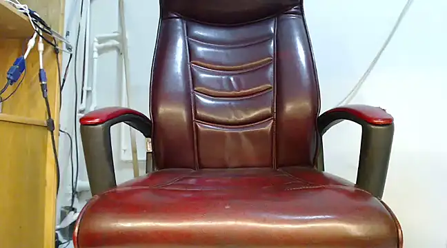 Snapshot of hardbigcock16 chatting on 01.22.25 hardbigcock16 online show from 01.22.25