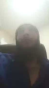 Snapshot of hardbigcock16 chatting on 02.18.25 hardbigcock16 online show from 02.18.25