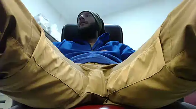 Snapshot of hardbigcock16 chatting on 02.20.25 hardbigcock16 online show from 02.20.25