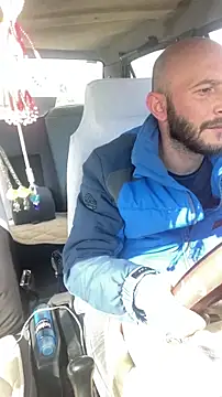 Snapshot of hardbigcock16 chatting on 03.01.26 hardbigcock16 online show from 03.01.26