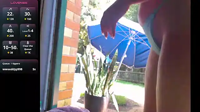 Snapshot of InfamousBabyy_ chatting on 12.02.24 InfamousBabyy online show from 12.02.24