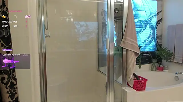 Peaches N Kreme online show from 02.18.25