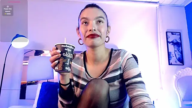 paulinabarnett- online show from 03.04.25